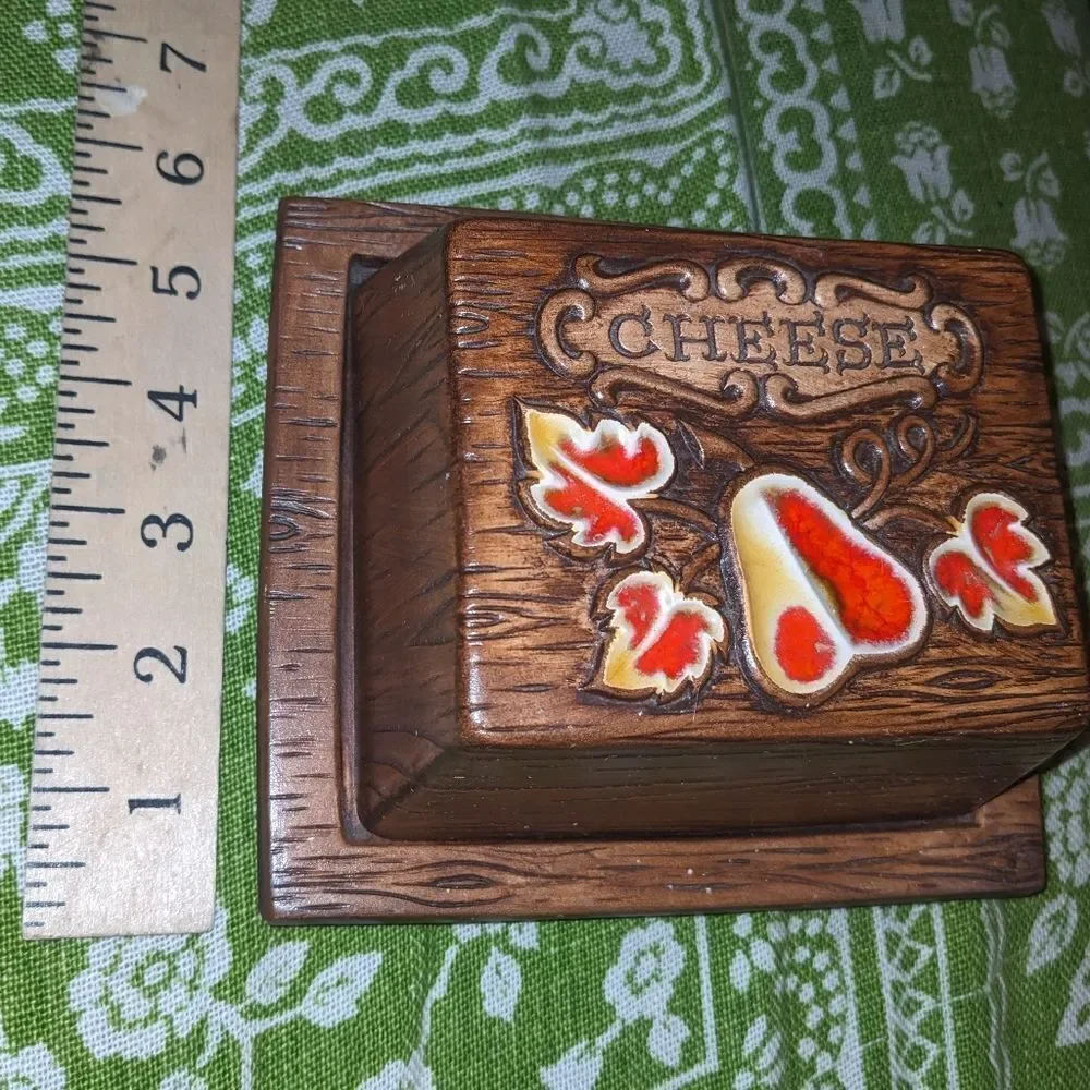 Vintage Treasure Chest cheese tray container‎